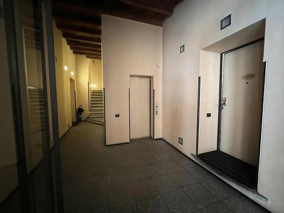 Апартаменты Casa Frisi Монца Италия